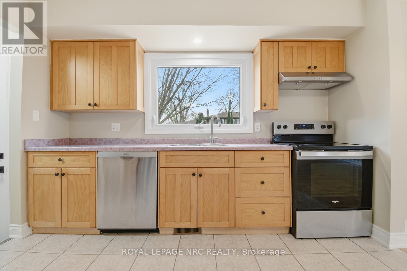 36 Mcgill Street, Welland, Ontario  L3C 3L3 - Photo 12 - X12647876