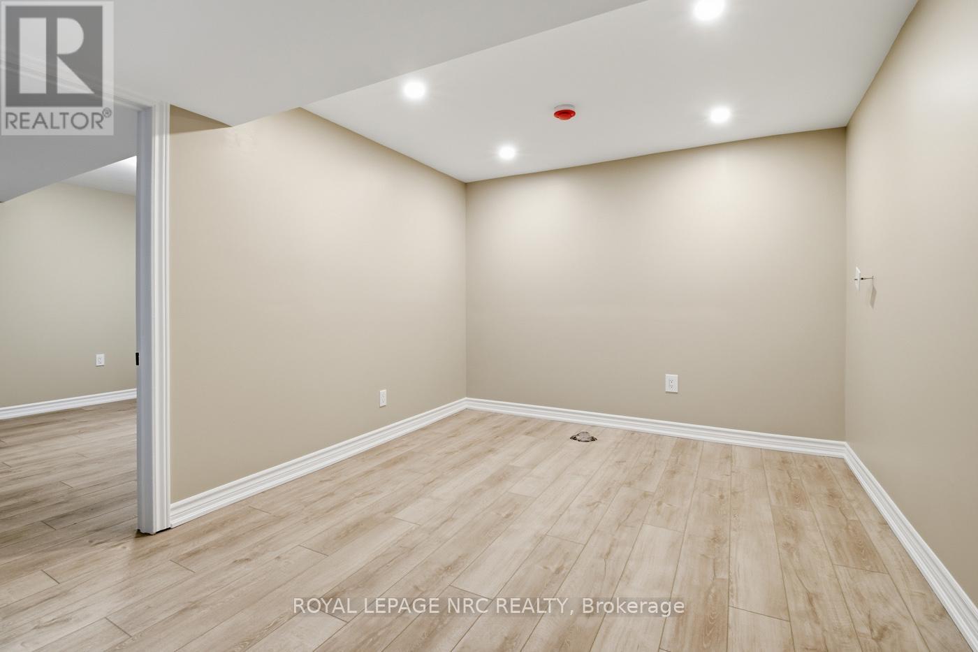 36 Mcgill Street, Welland, Ontario  L3C 3L3 - Photo 23 - X12647876