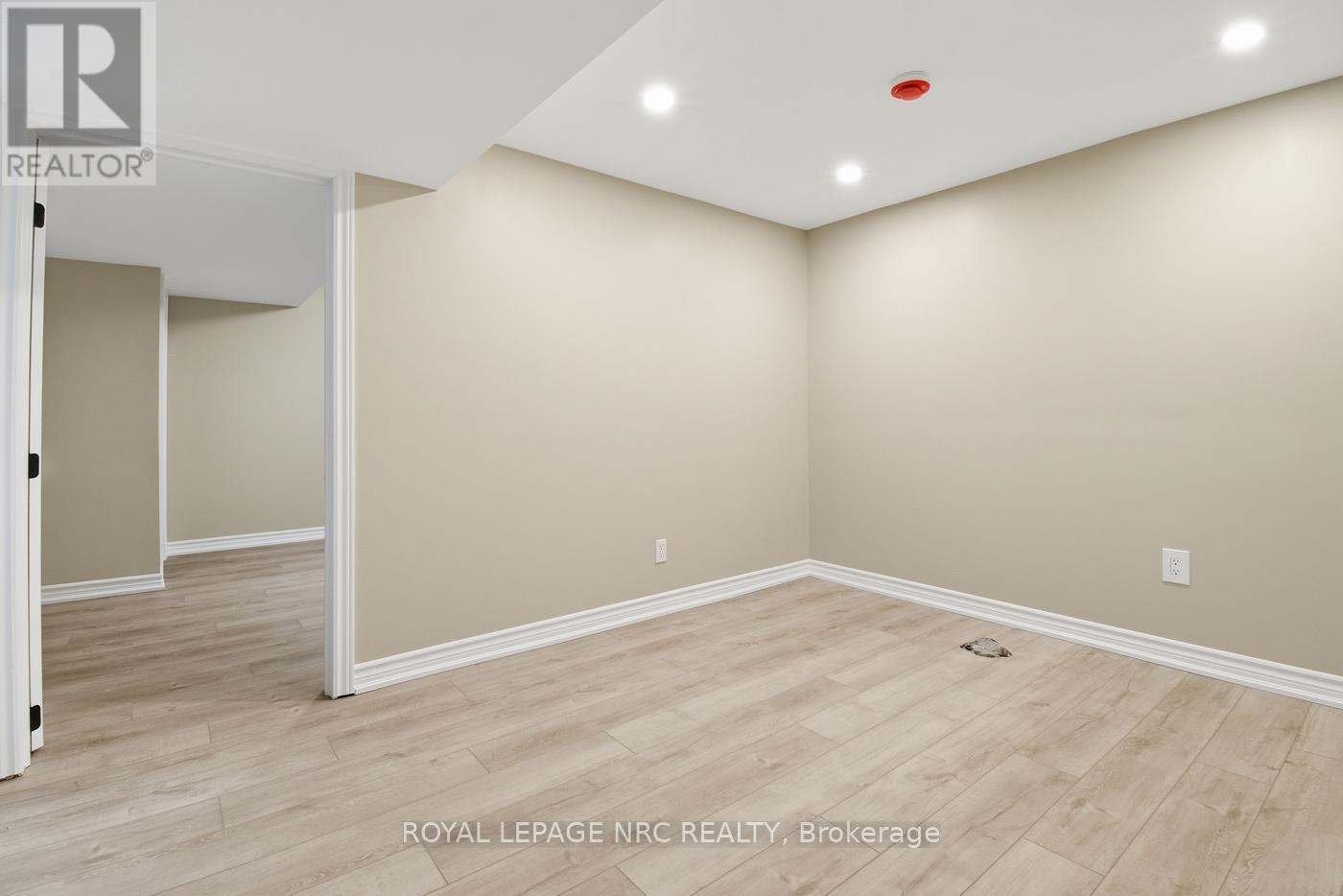 36 Mcgill Street, Welland, Ontario  L3C 3L3 - Photo 24 - X12647876