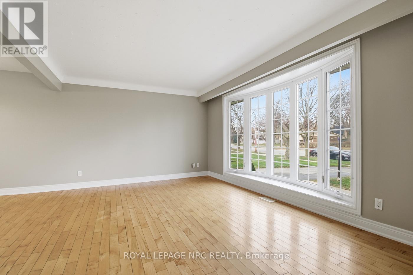 36 Mcgill Street, Welland, Ontario  L3C 3L3 - Photo 6 - X12647876