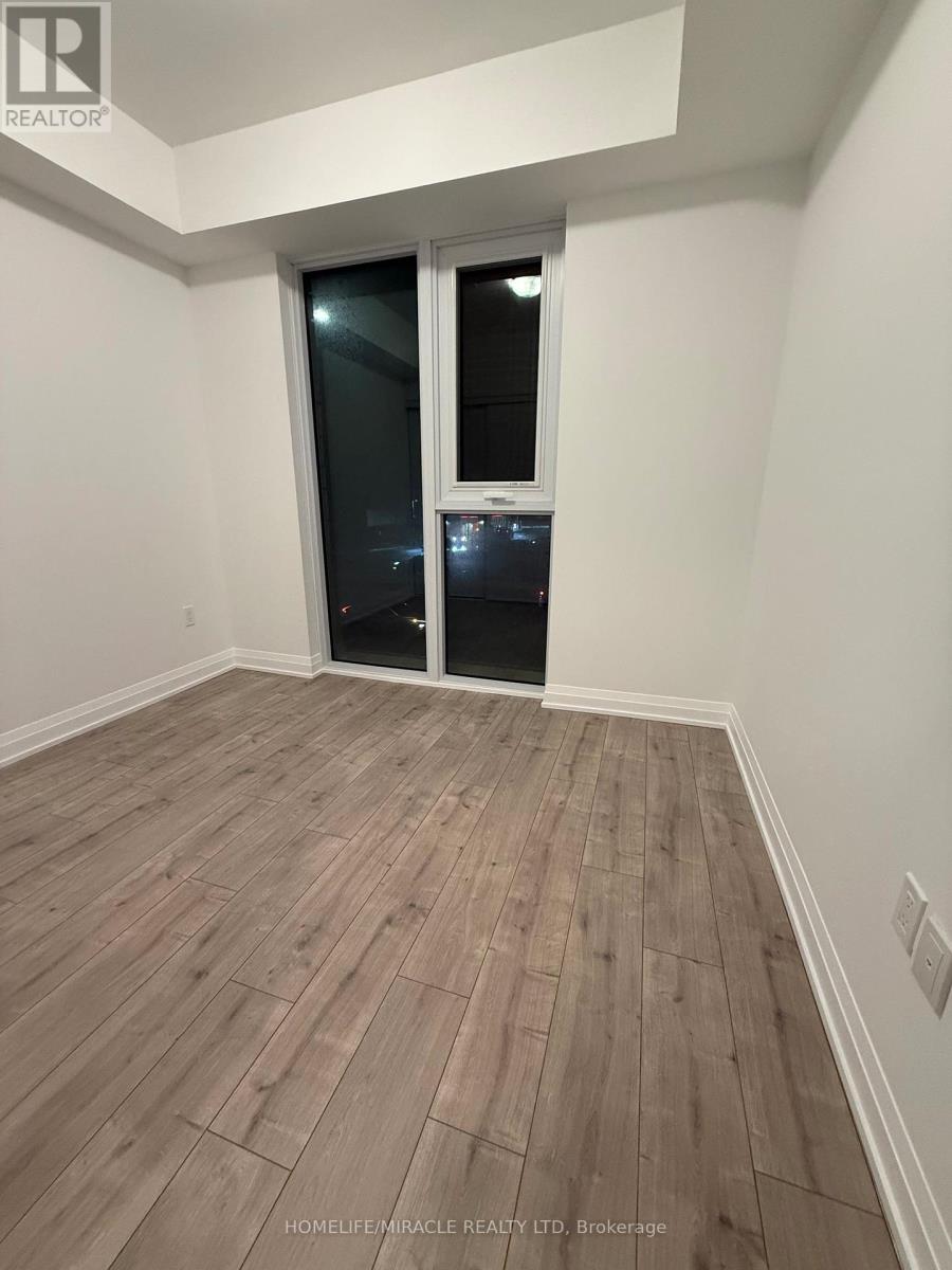 412 Silver Maple Road, Oakville, Ontario  L6H 7X8 - Photo 12 - W12644796