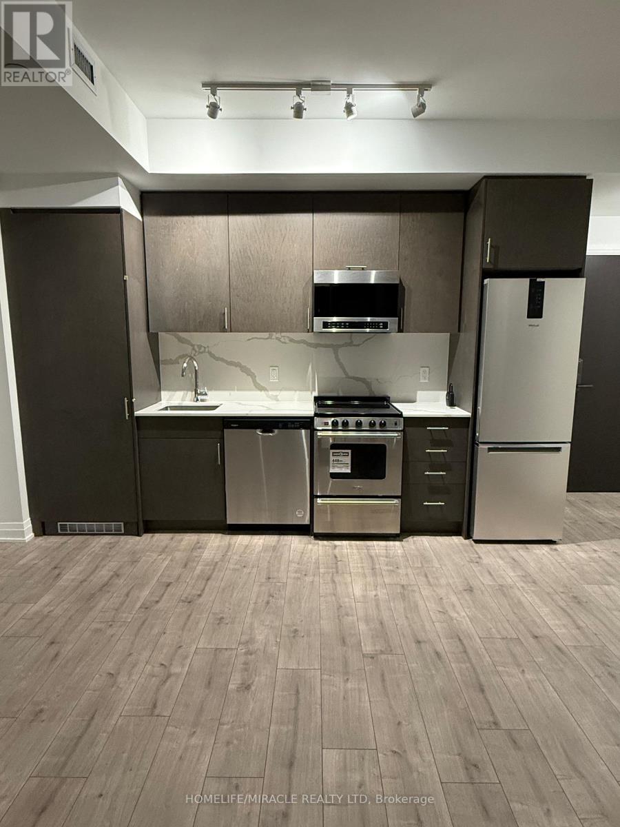 412 Silver Maple Road, Oakville, Ontario  L6H 7X8 - Photo 2 - W12644796