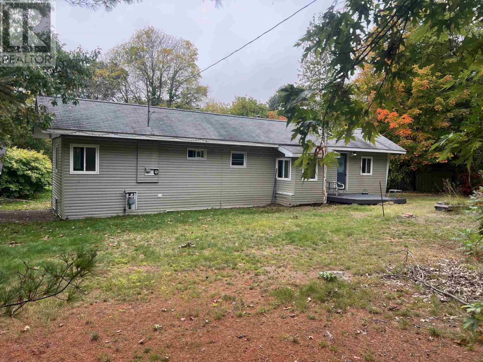 6 Oak, Blind River, Ontario  P0R 1B0 - Photo 11 - SM252724