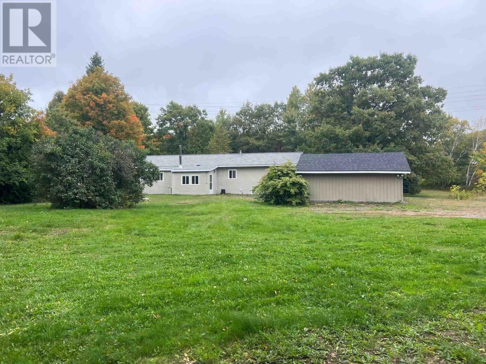 6 Oak, Blind River, Ontario  P0R 1B0 - Photo 14 - SM252724