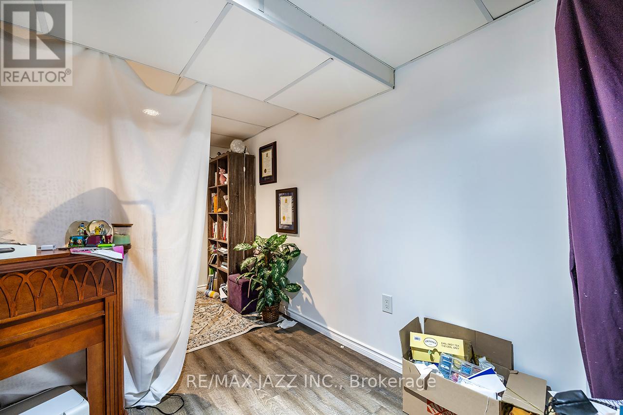 3 Devondale Street, Clarington, Ontario  L1E 1S2 - Photo 12 - E12648052