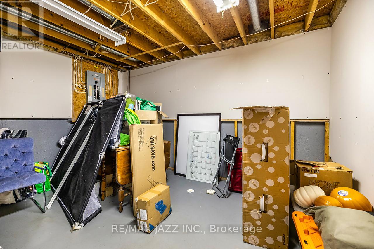 3 Devondale Street, Clarington, Ontario  L1E 1S2 - Photo 17 - E12648052