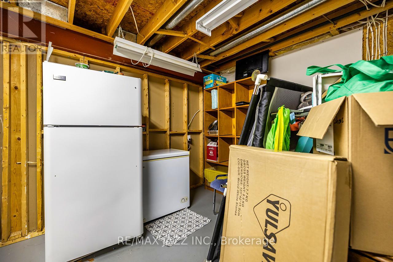 3 Devondale Street, Clarington, Ontario  L1E 1S2 - Photo 18 - E12648052