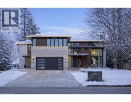 2250 CHANCERY Lane W, Oakville, Ontario