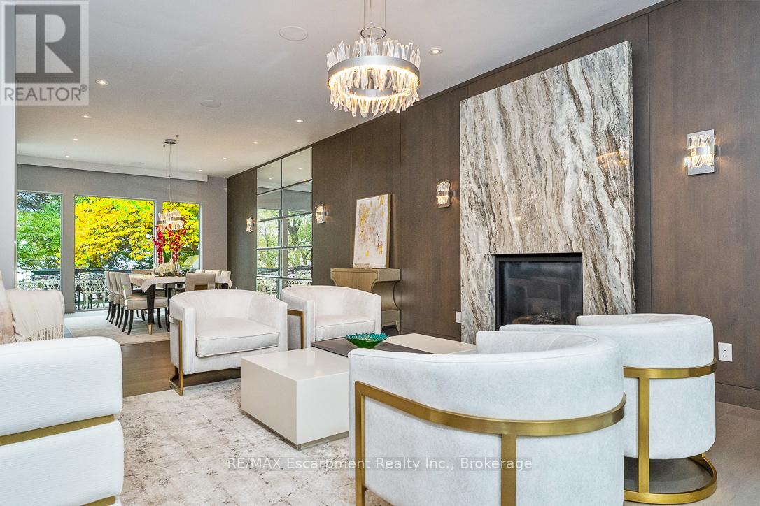 2250 Chancery Lane W, Oakville, Ontario  L6J 6A3 - Photo 11 - W12604934