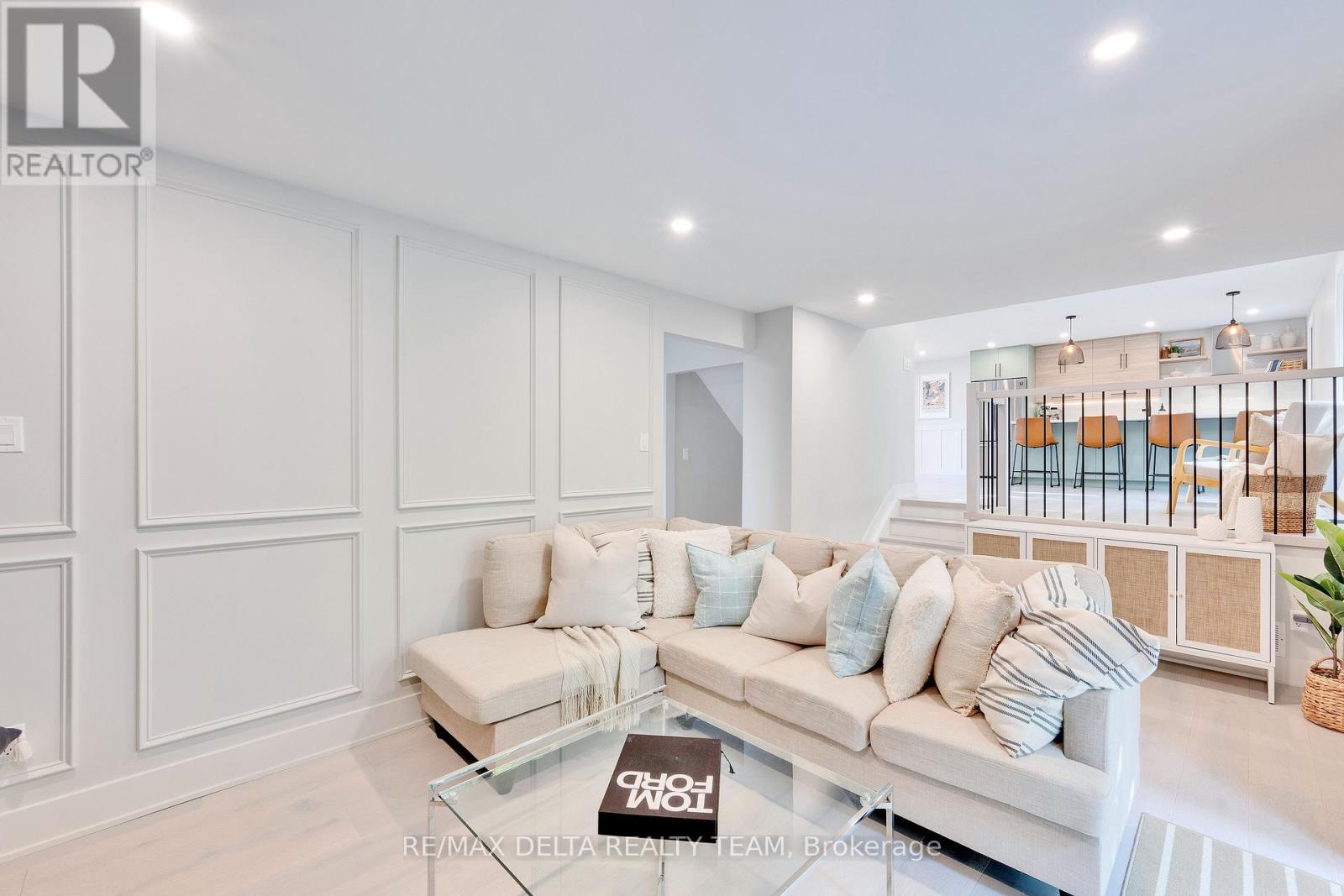 2556 Gravelle Crescent, Ottawa, Ontario  K1B 3A3 - Photo 13 - X12648028