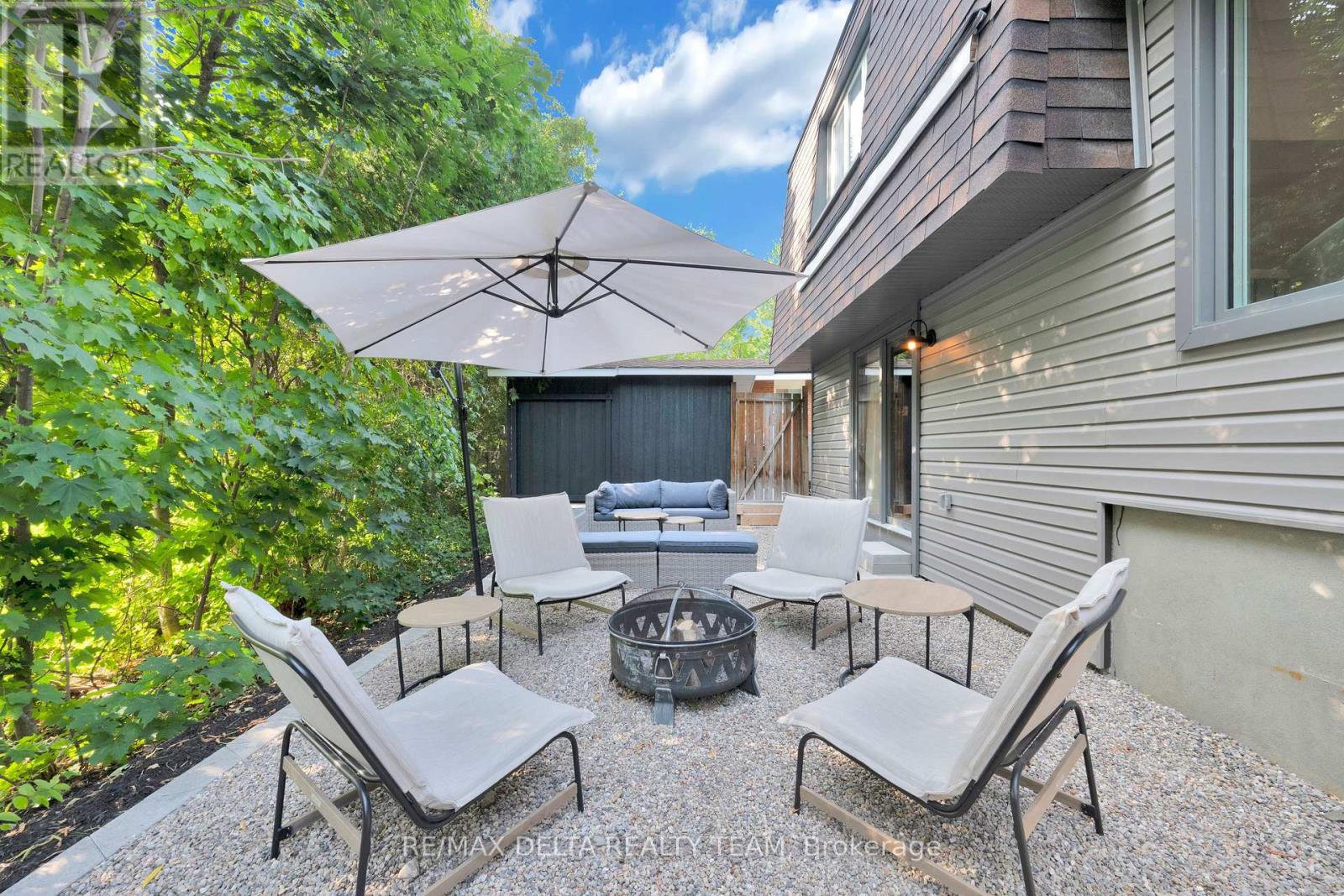 2556 Gravelle Crescent, Ottawa, Ontario  K1B 3A3 - Photo 46 - X12648028