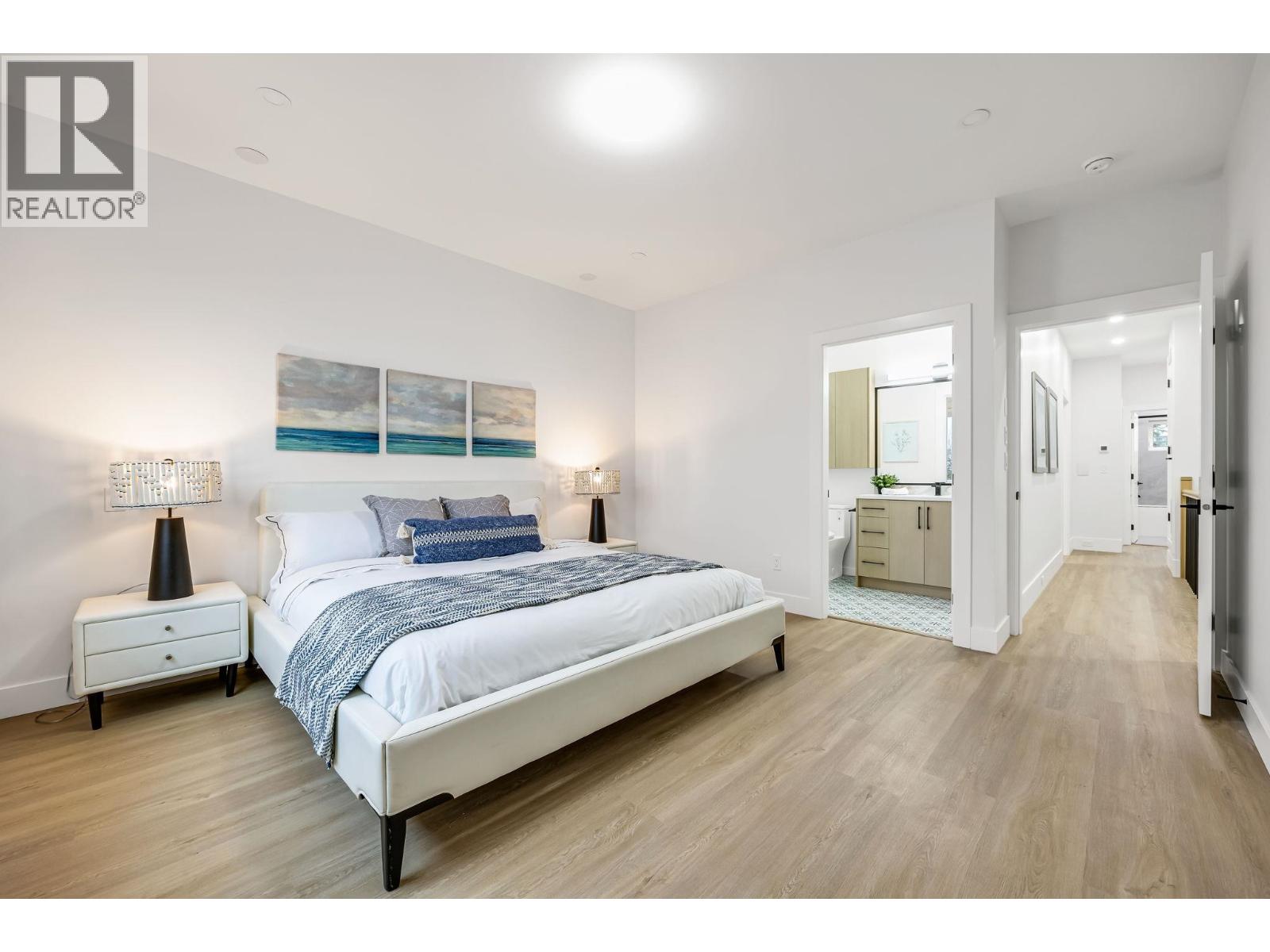 2827 Dundas Street, Vancouver, British Columbia  V5K 1R5 - Photo 9 - R3074786