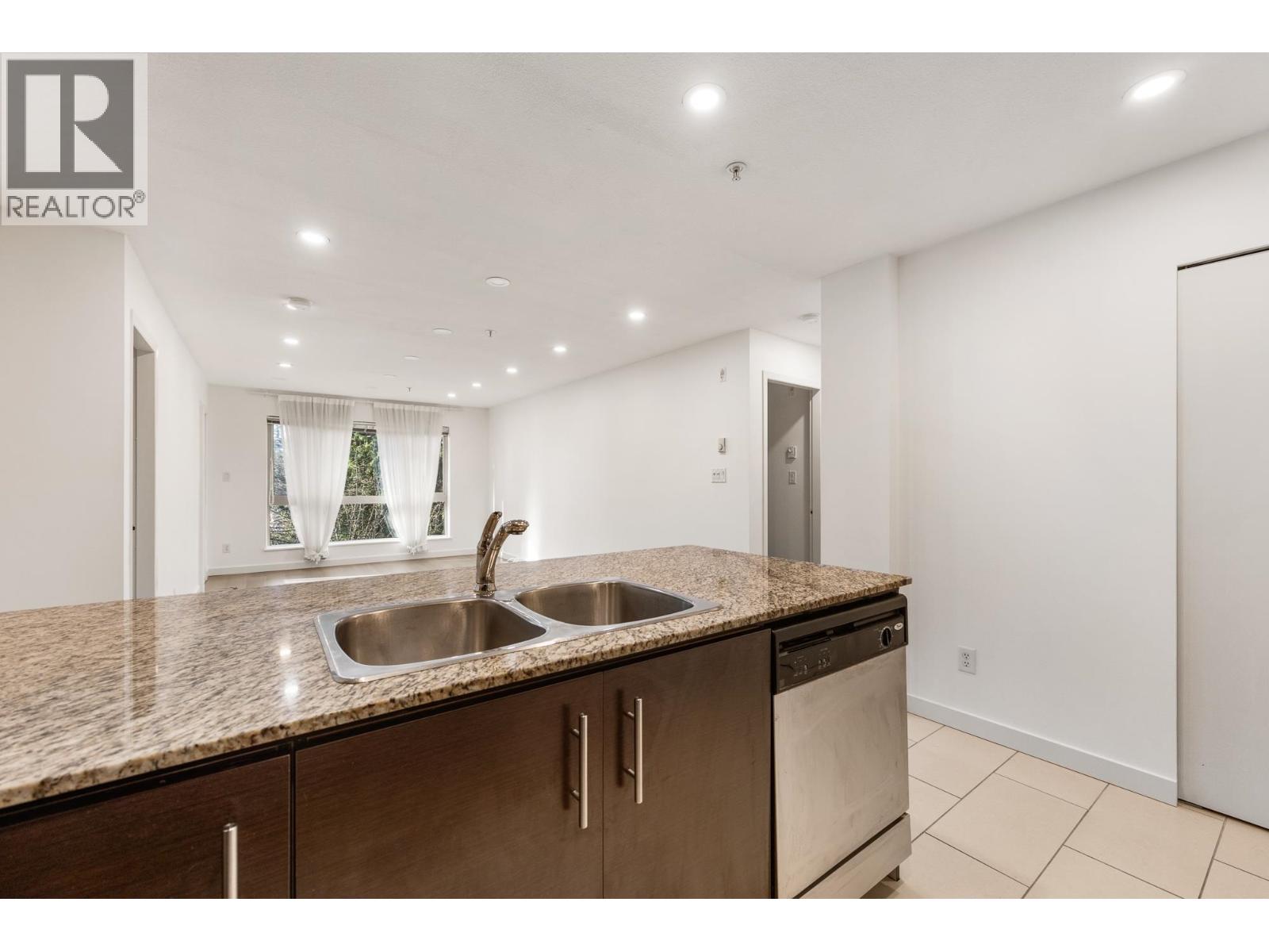 215 11665 Haney Bypass, Maple Ridge, British Columbia  V2X 8W9 - Photo 9 - R3074690