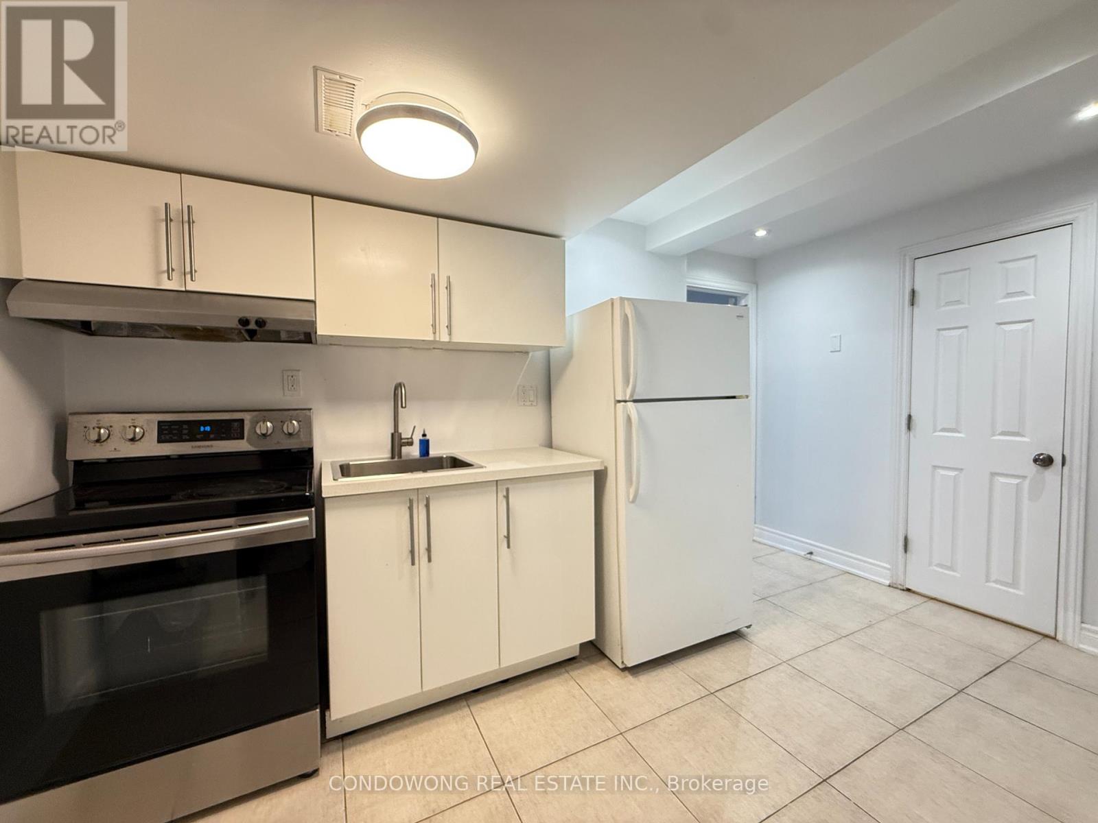 Basement - 3 Alamosa Drive, Toronto, Ontario  M2J 2N6 - Photo 19 - C12648074