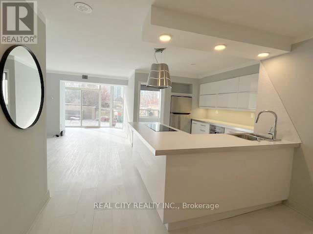 207 - 285 Enfield Place, Mississauga, Ontario  L5B 3Y6 - Photo 6 - W12645520