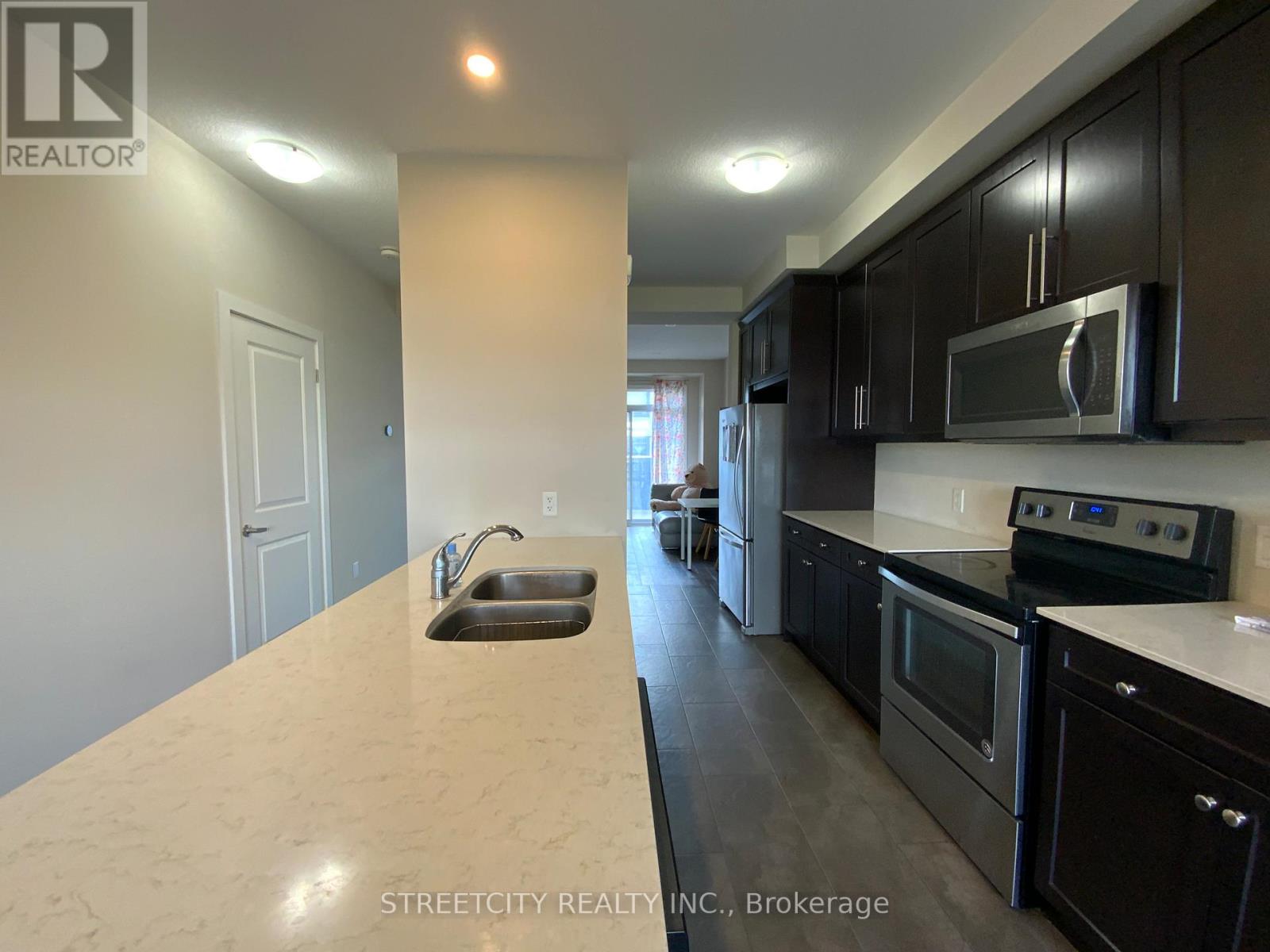 164 - 1960 Dalmagarry Road, London North, Ontario  N6G 0T8 - Photo 17 - X12128125