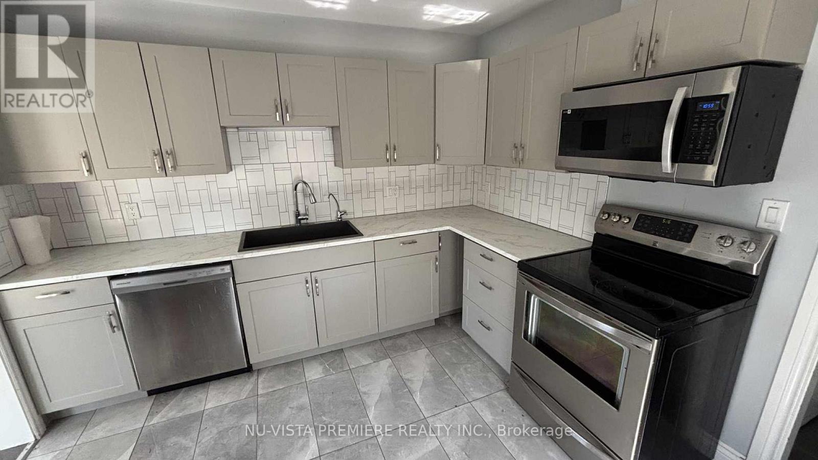 2448 Wilson Street W, Hamilton, Ontario  L0R 1L0 - Photo 5 - X12266866