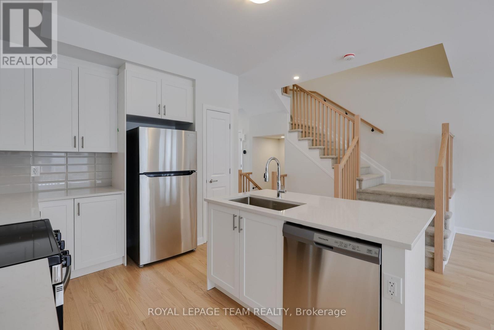 506 Ingenuity Row, Ottawa, Ontario  K2W 0M6 - Photo 8 - X12605366