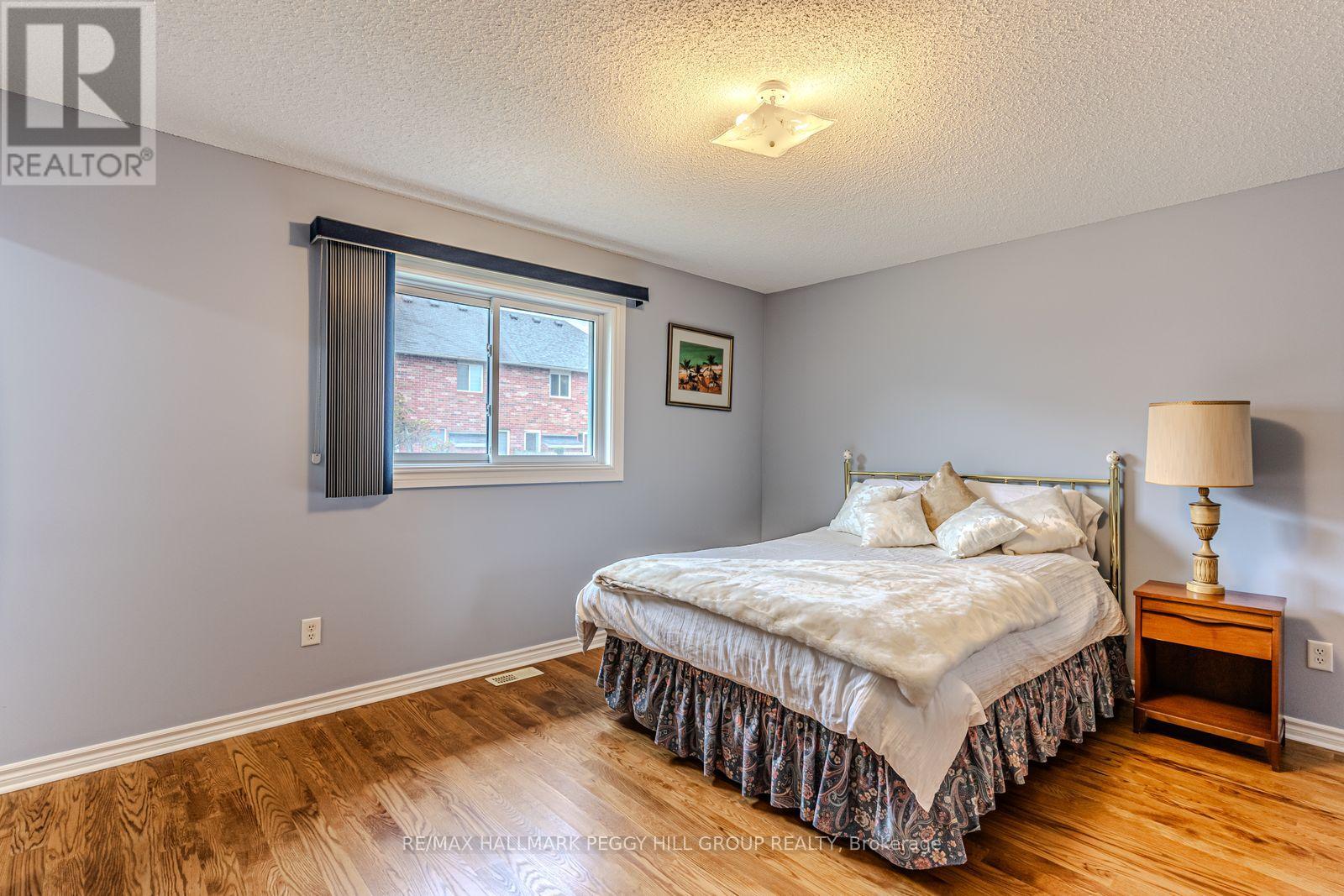 43 Cheltenham Road, Barrie, Ontario  L4M 6R8 - Photo 6 - S12648050