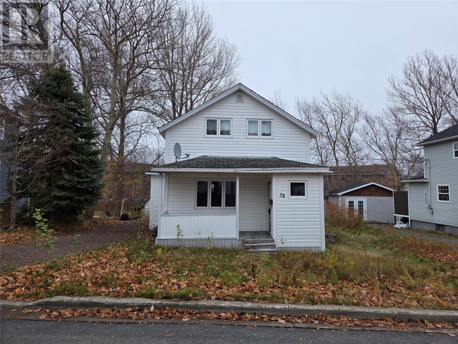 38 Junction Road, Grand Falls Windsor, Newfoundland & Labrador  A2A 1K4 - Photo 2 - 1293390