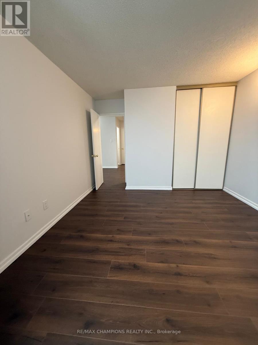 1406 - 26 Hanover Road, Brampton, Ontario  L6S 4T2 - Photo 25 - W12648020