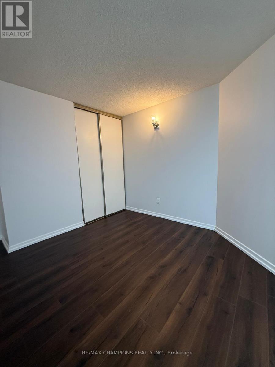 1406 - 26 Hanover Road, Brampton, Ontario  L6S 4T2 - Photo 26 - W12648020