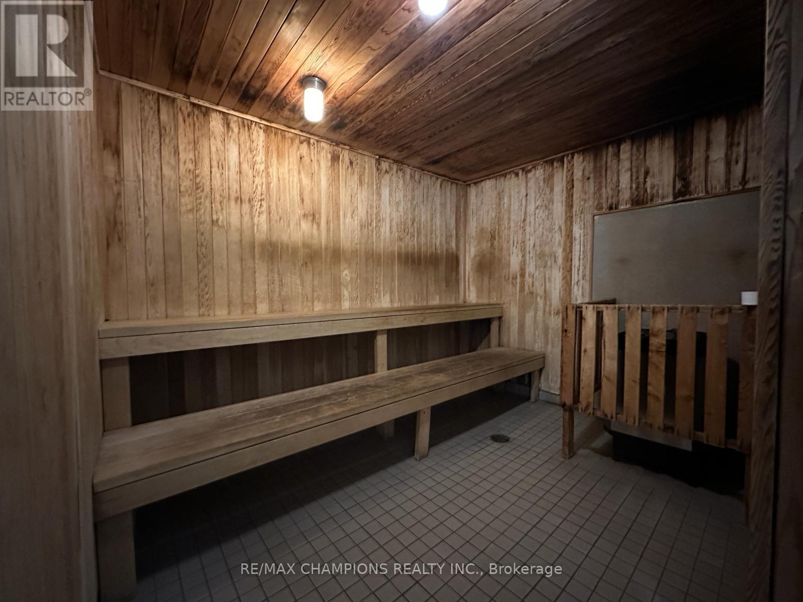 1406 - 26 Hanover Road, Brampton, Ontario  L6S 4T2 - Photo 33 - W12648020