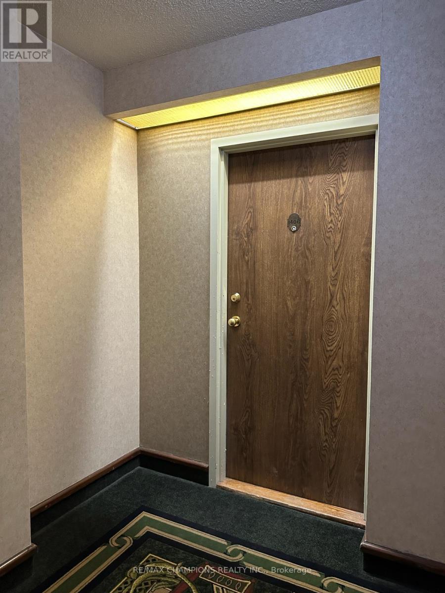 1406 - 26 Hanover Road, Brampton, Ontario  L6S 4T2 - Photo 6 - W12648020