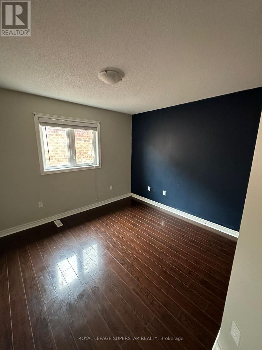 27 Robitaille Road, Brampton, Ontario  L6R 0H6 - Photo 12 - W12648032