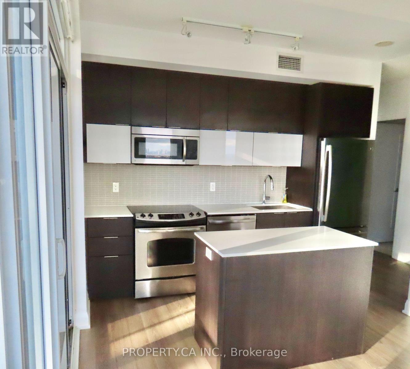 3208 - 56 Annie Craig Drive, Toronto, Ontario  M8V 0C8 - Photo 7 - W12648076