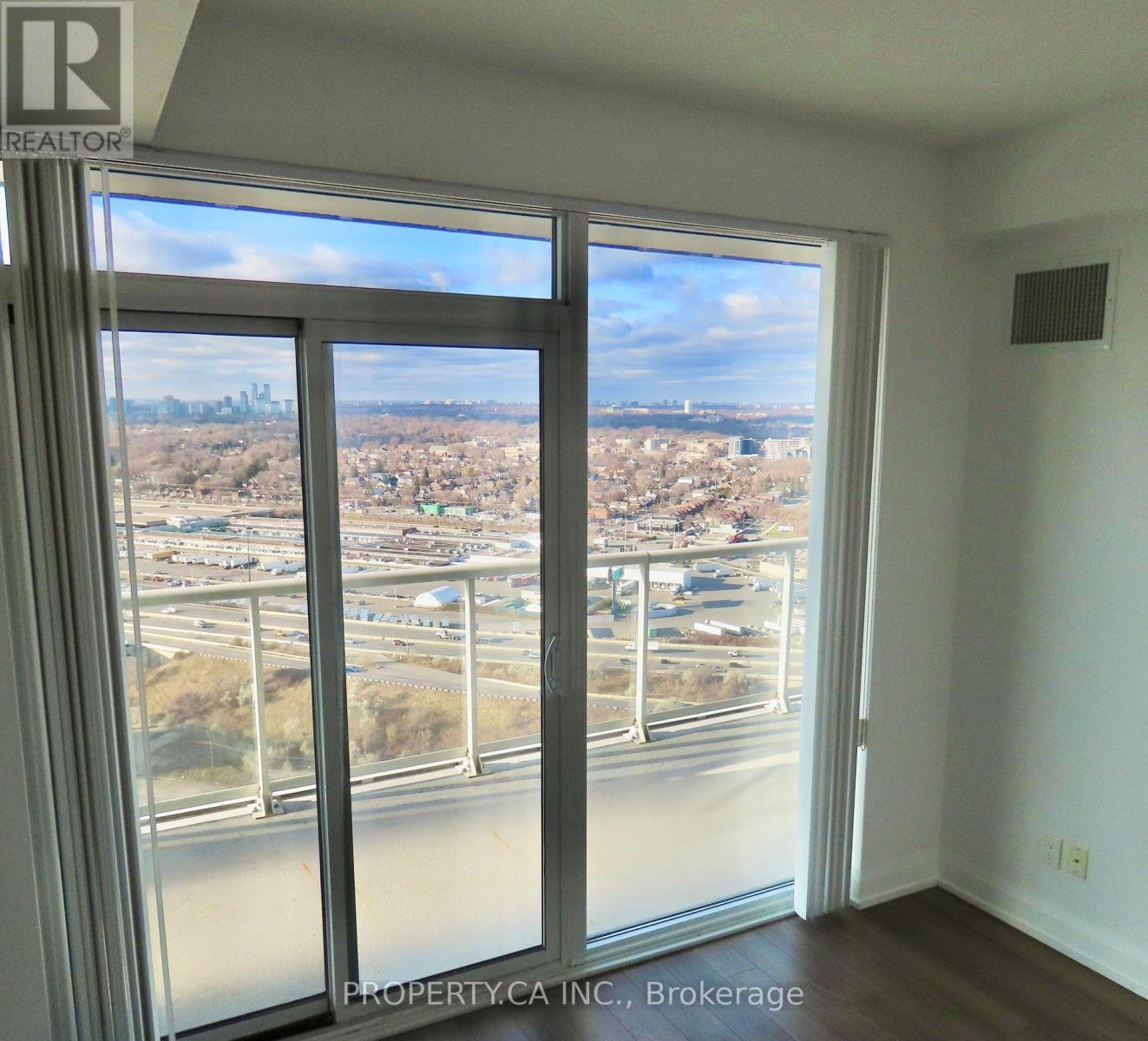 3208 - 56 Annie Craig Drive, Toronto, Ontario  M8V 0C8 - Photo 9 - W12648076