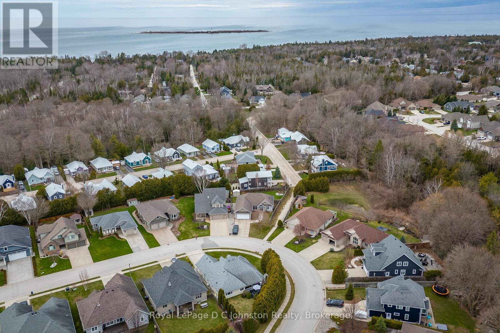 541 Meadow Lane, Saugeen Shores, Ontario  N0H 2L0 - Photo 13 - X12648176