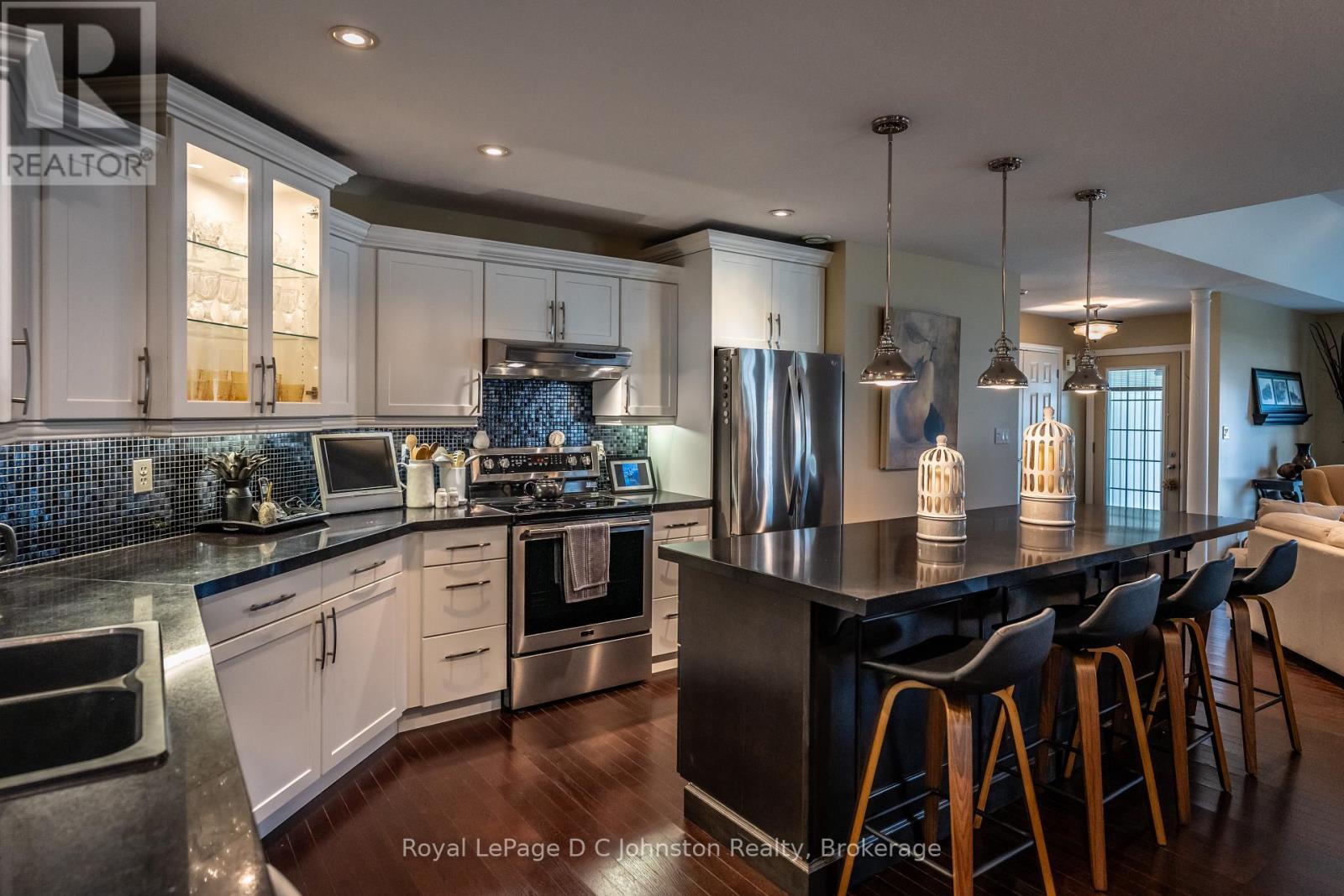 541 Meadow Lane, Saugeen Shores, Ontario  N0H 2L0 - Photo 28 - X12648176