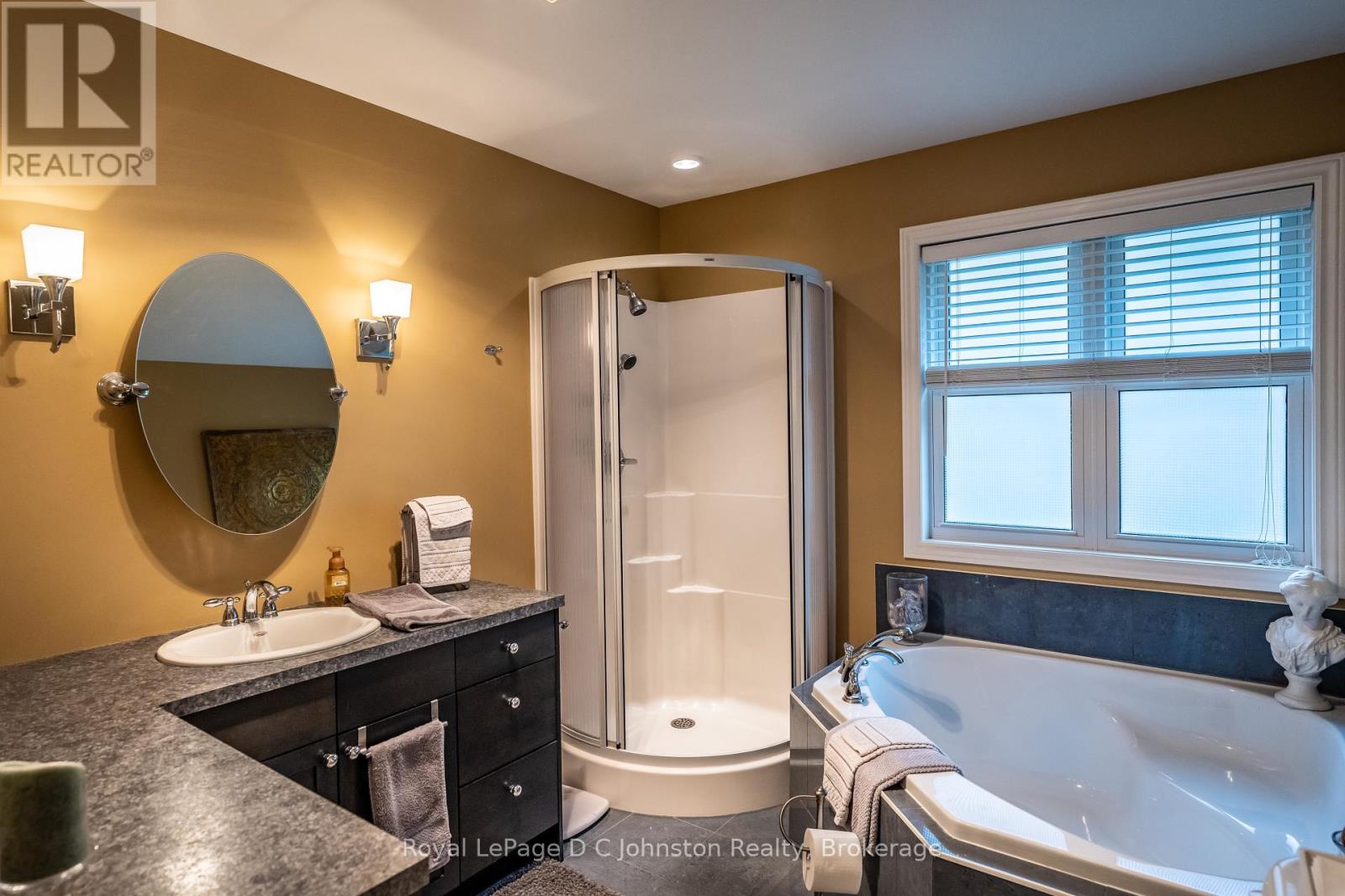 541 Meadow Lane, Saugeen Shores, Ontario  N0H 2L0 - Photo 41 - X12648176