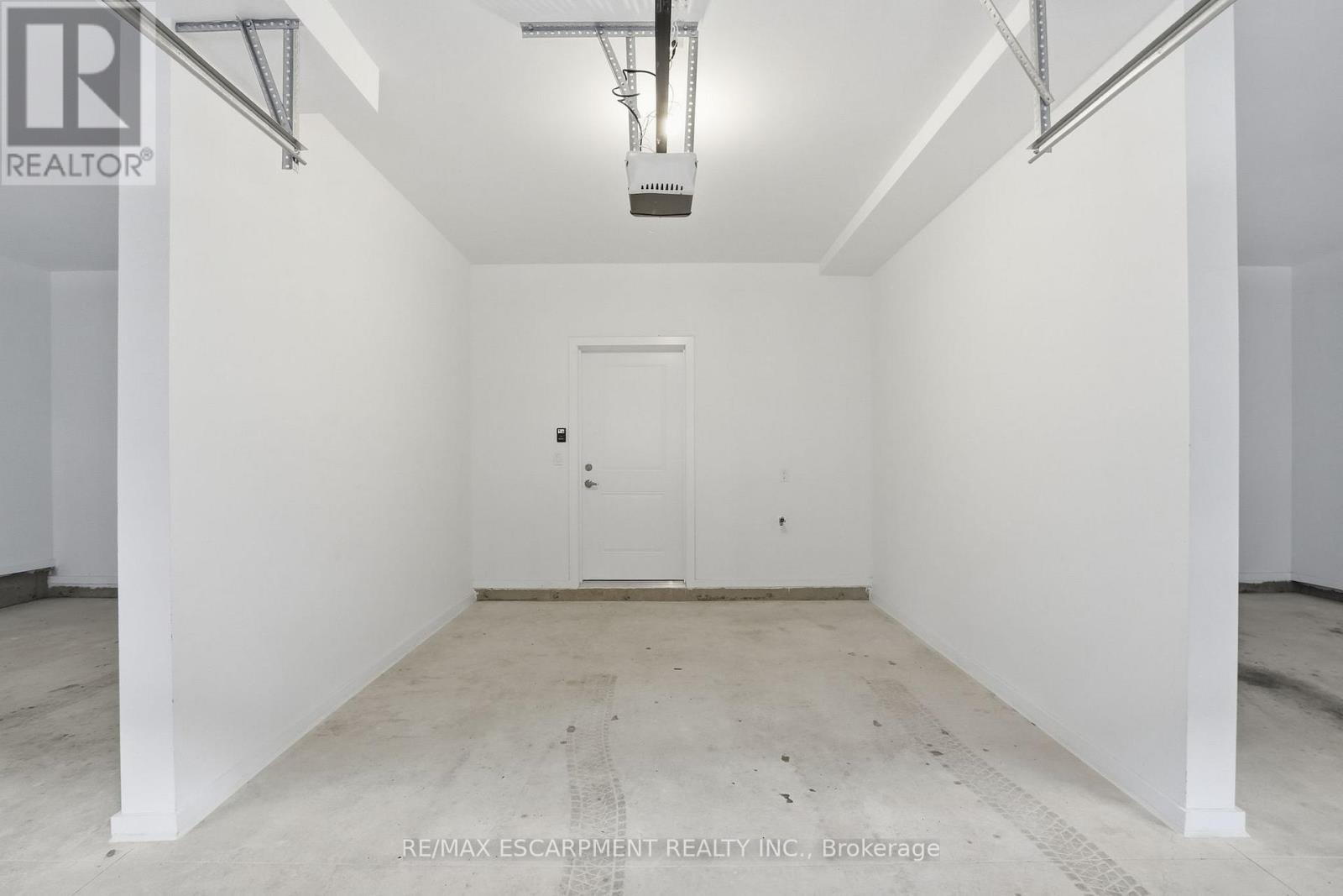 5 - 70 Kenesky Drive, Hamilton, Ontario  L8B 2A9 - Photo 16 - X12648066