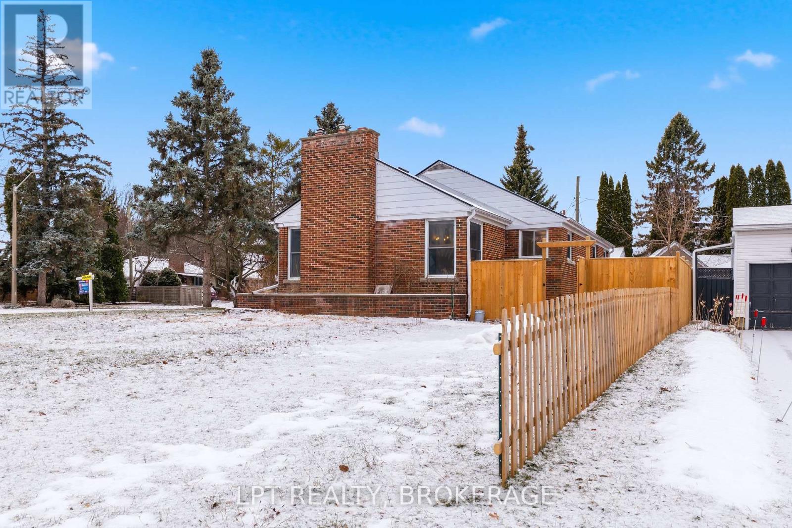 9 Elizabeth Avenue, Kingston, Ontario  K7M 3G9 - Photo 46 - X12648134