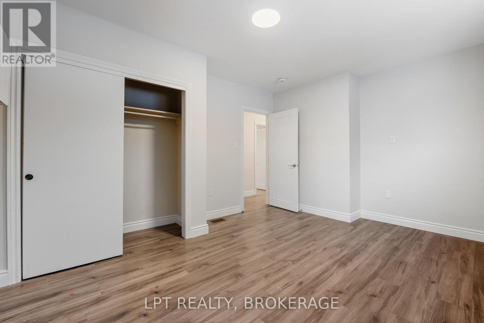 9 Elizabeth Avenue, Kingston, Ontario  K7M 3G9 - Photo 24 - X12648138