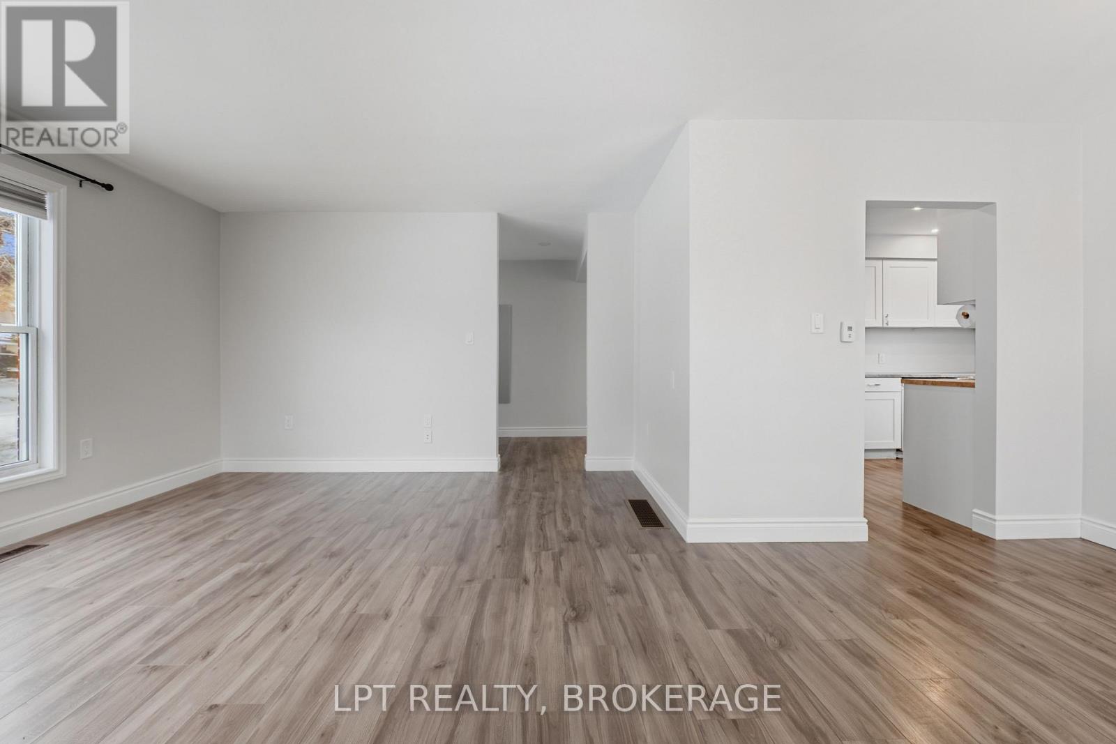 9 Elizabeth Avenue, Kingston, Ontario  K7M 3G9 - Photo 8 - X12648138