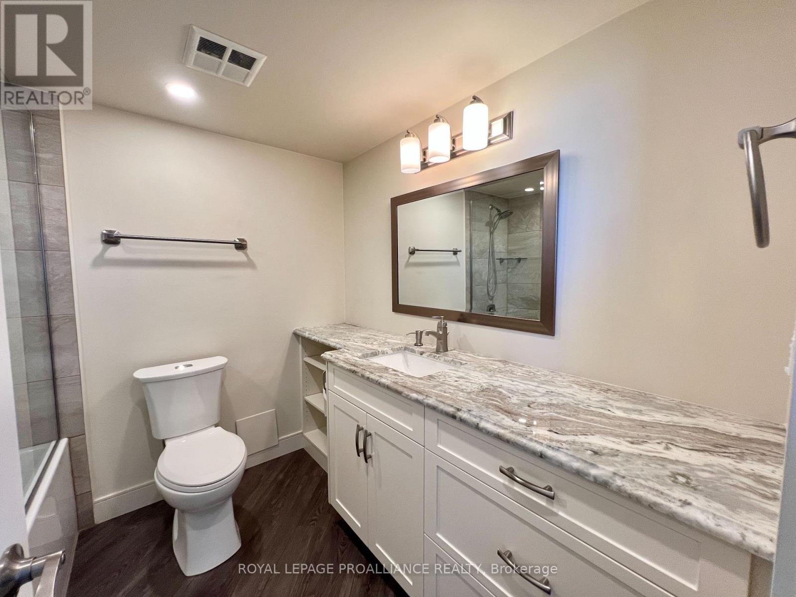 1002 - 344 Front Street, Belleville, Ontario  K8N 5M4 - Photo 15 - X12648160