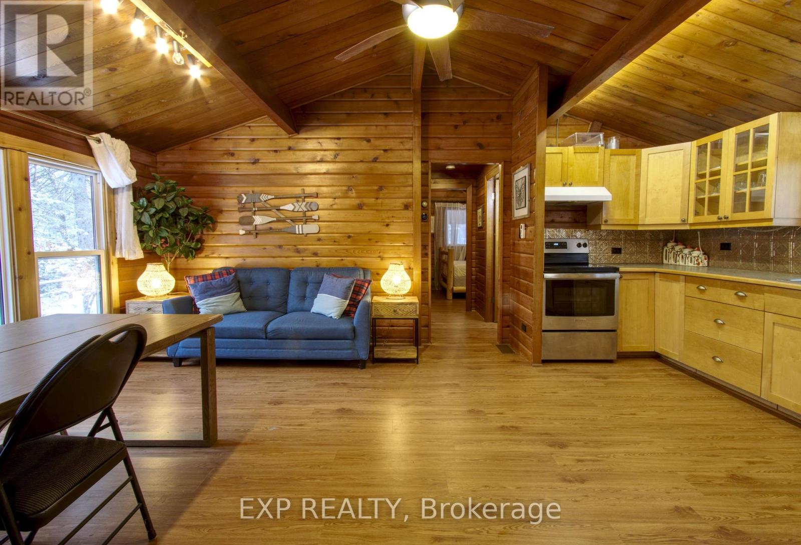 27 Groeger Road, Huntsville, Ontario  P1H 2J4 - Photo 11 - X12648164