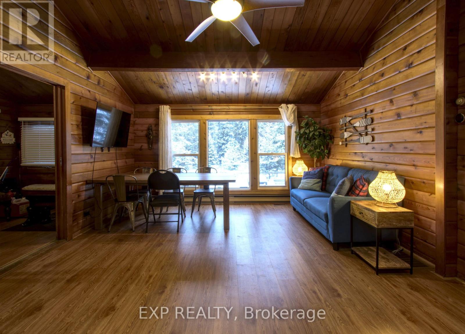 27 Groeger Road, Huntsville, Ontario  P1H 2J4 - Photo 12 - X12648164