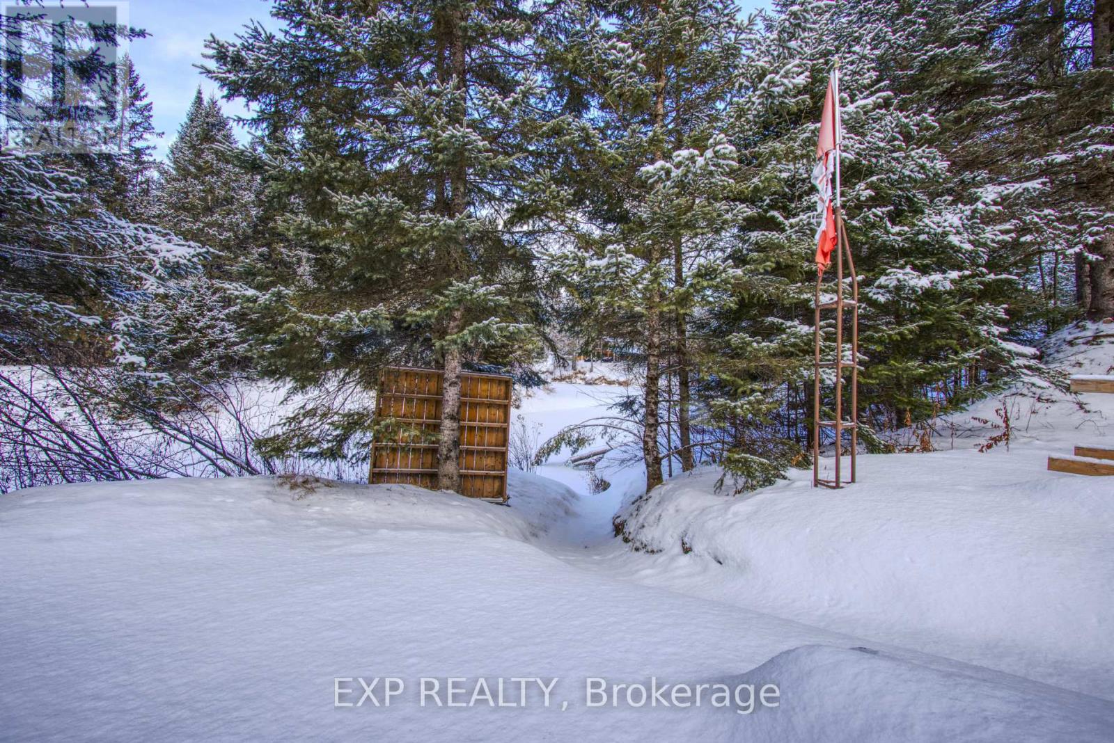 27 Groeger Road, Huntsville, Ontario  P1H 2J4 - Photo 6 - X12648164