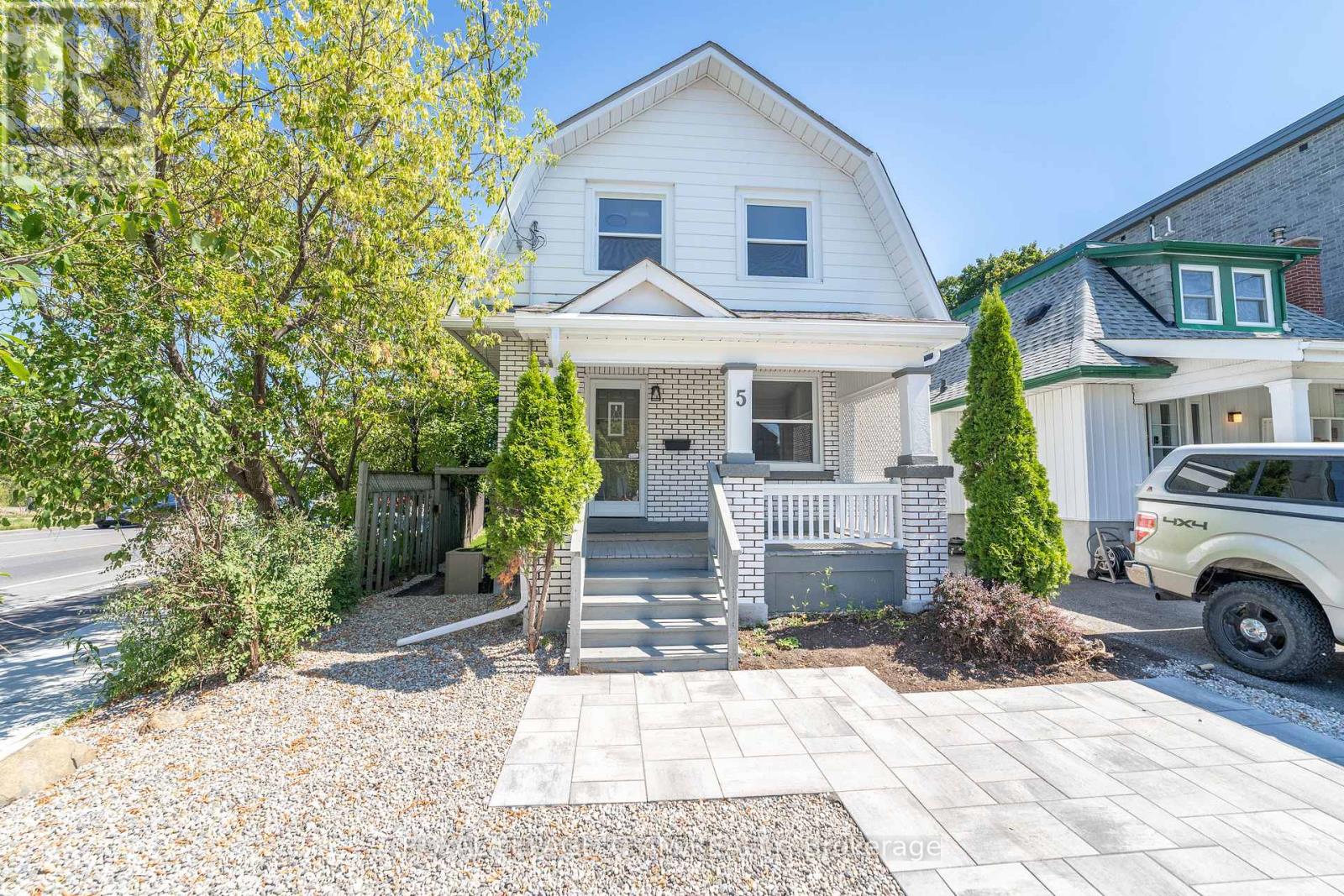 5 GILCHRIST AVENUE, Ottawa, Ontario