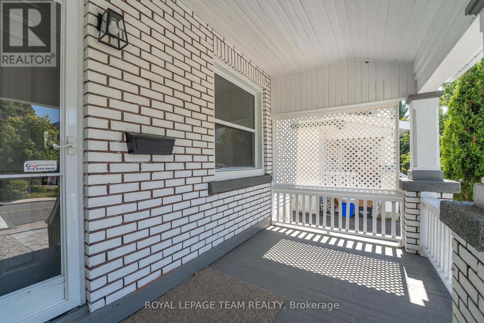 5 Gilchrist Avenue, Ottawa, Ontario  K1Y 0M7 - Photo 4 - X12648116