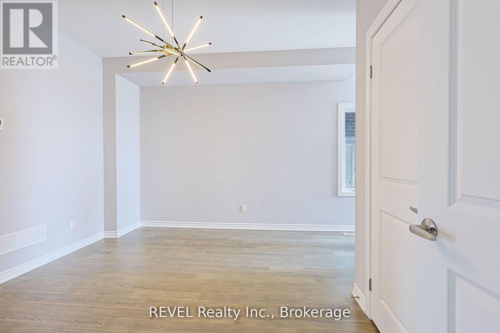 139 Caroline Street, Welland, Ontario  L2B 0K1 - Photo 10 - X12648118