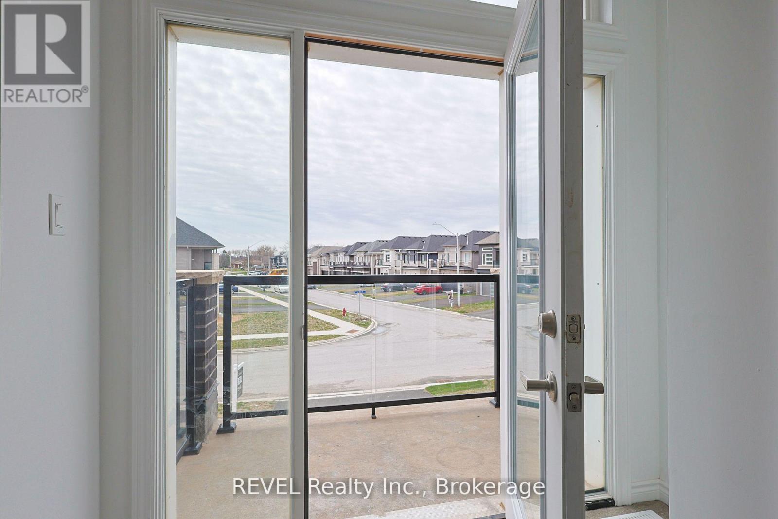 139 Caroline Street, Welland, Ontario  L2B 0K1 - Photo 35 - X12648118