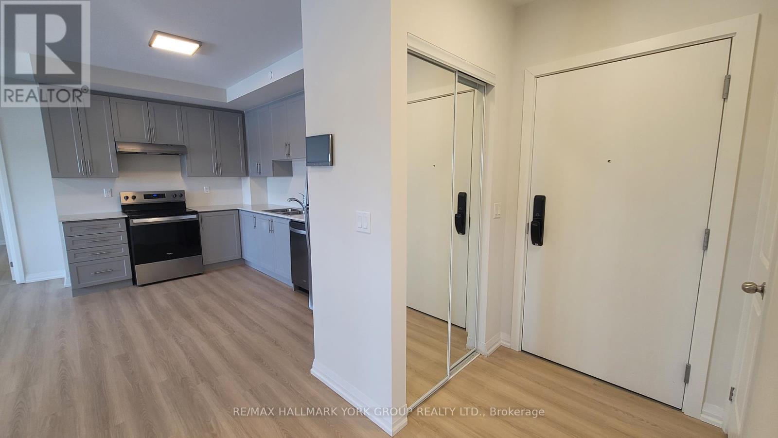 509 (Lp09) - 13042 Yonge Street, Richmond Hill, Ontario  L4E 1N6 - Photo 11 - N12646196