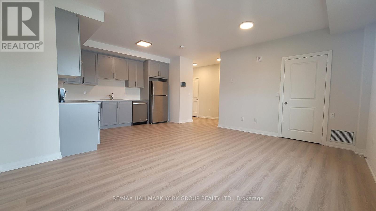 509 (Lp09) - 13042 Yonge Street, Richmond Hill, Ontario  L4E 1N6 - Photo 9 - N12646196