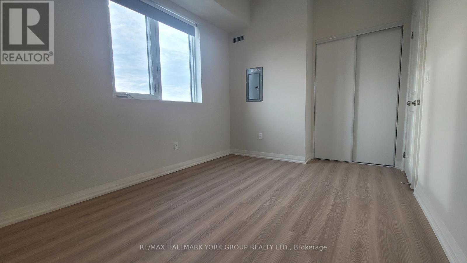 Ph04 (#604) - 13042 Yonge Street, Richmond Hill, Ontario  L4E 1N6 - Photo 9 - N12646162