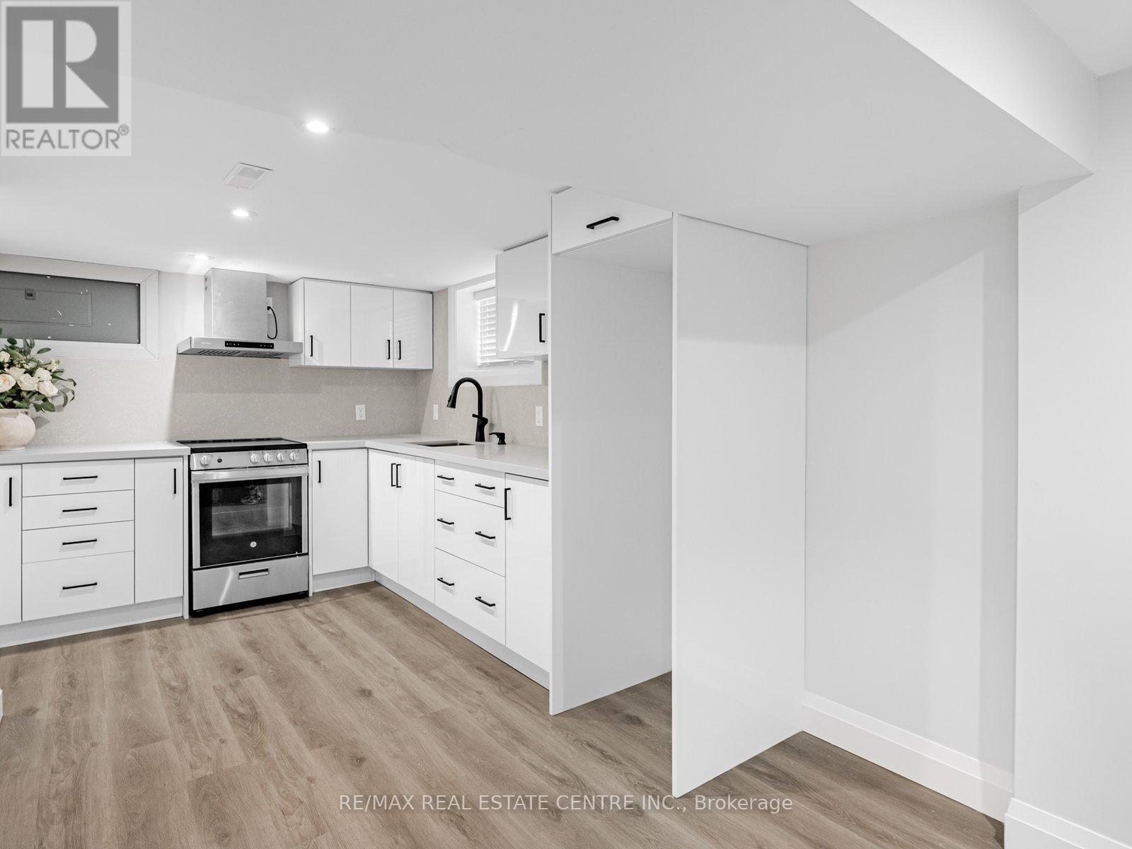 312 William Street, Shelburne, Ontario  L9V 3A7 - Photo 18 - X12607358